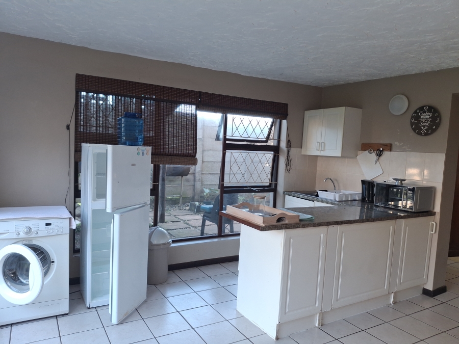 To Let 1 Bedroom Property for Rent in Gonubie Eastern Cape
